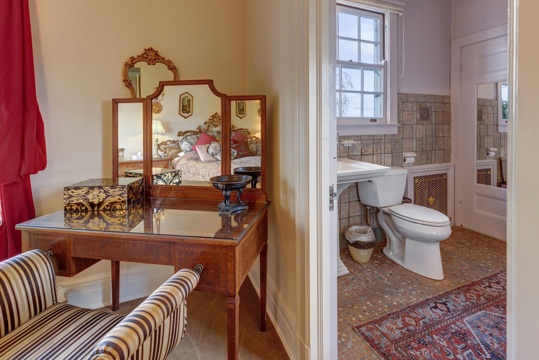 The Brahms Suite at the Grand Island Mansion